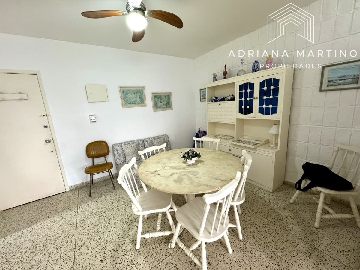Excelente Apartamento ubicado en plena Península de Punta del Este!