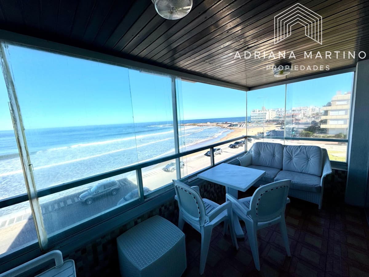 Excelente apatamento en venta en playa emir
