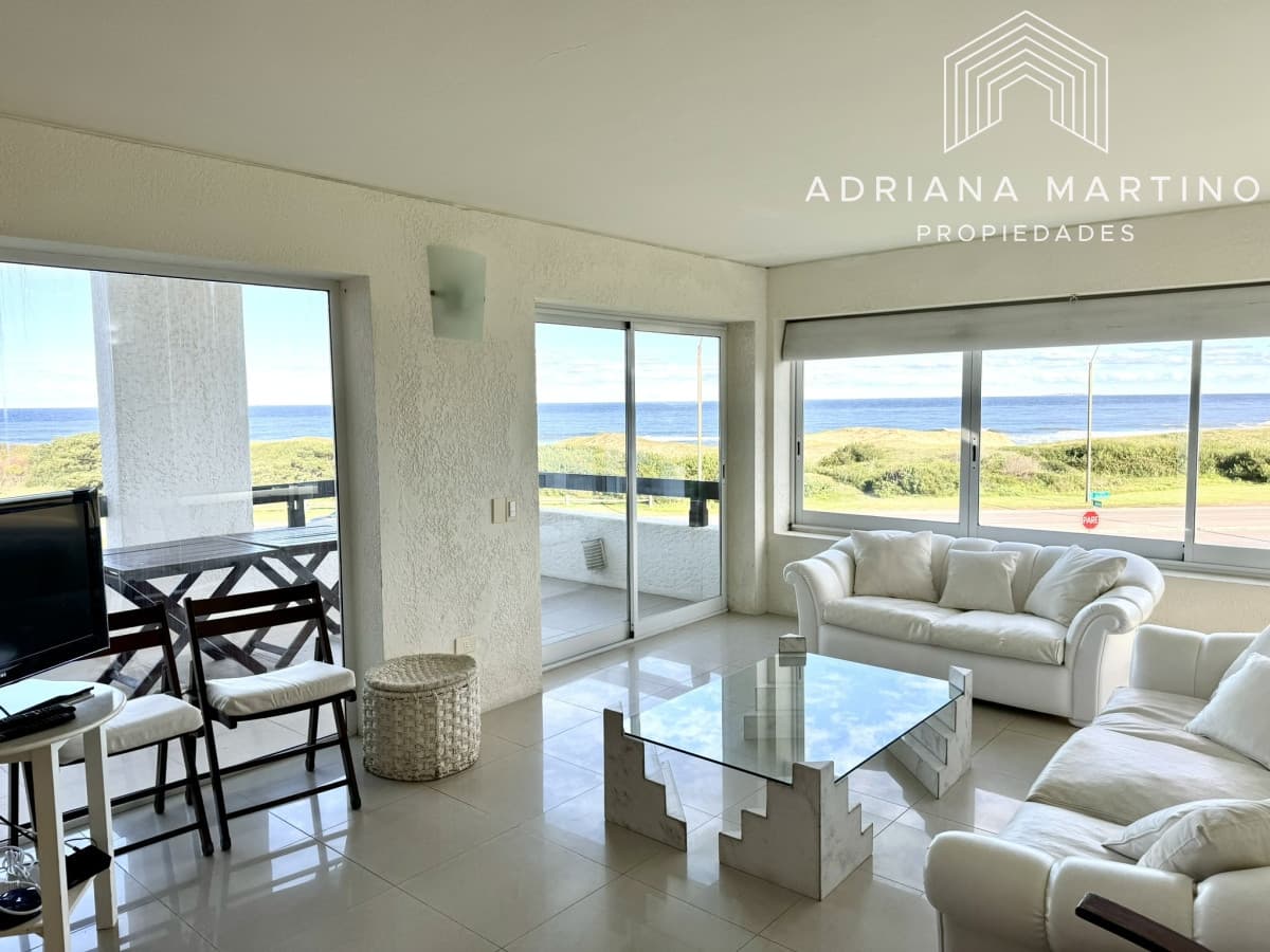 Excelente Apartamento frente al Mar en playa Brava