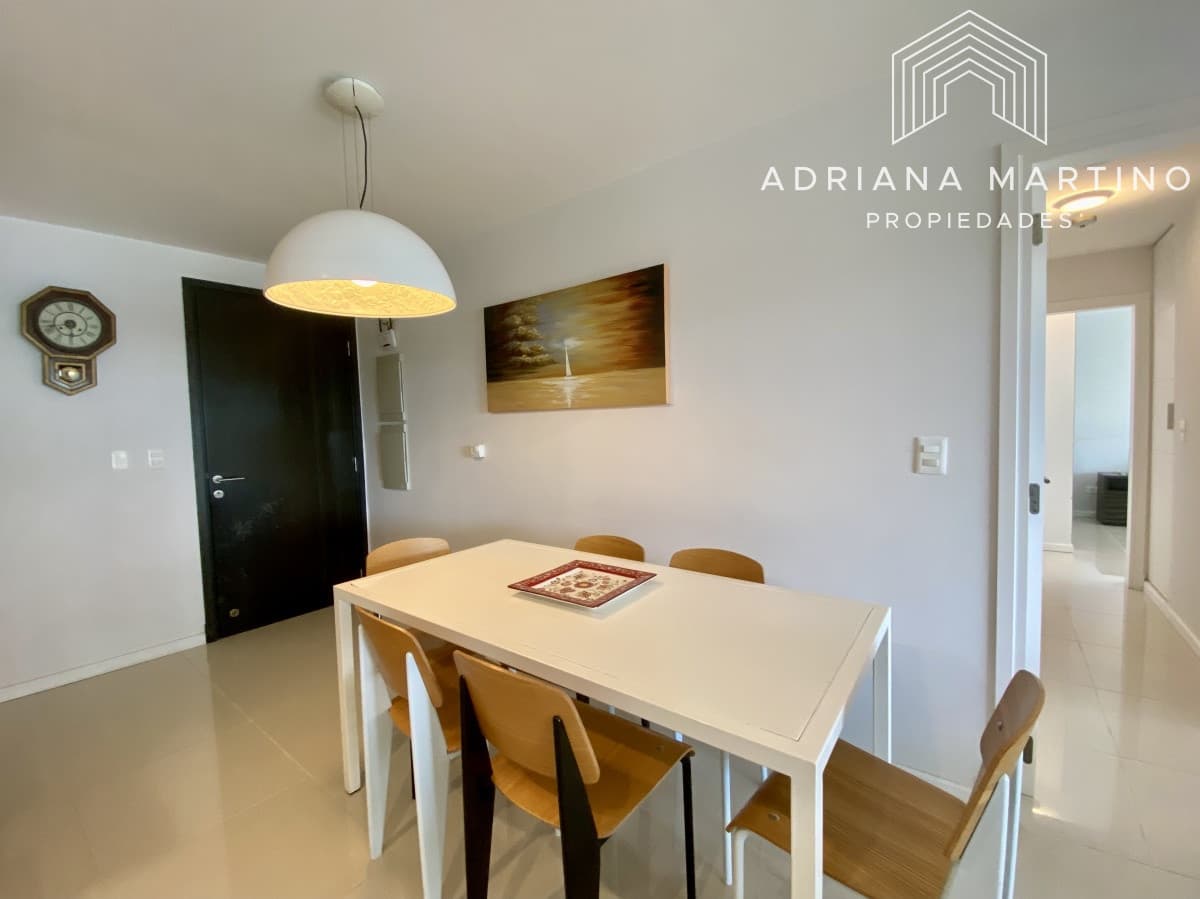 Excelente apartamento en playa brava