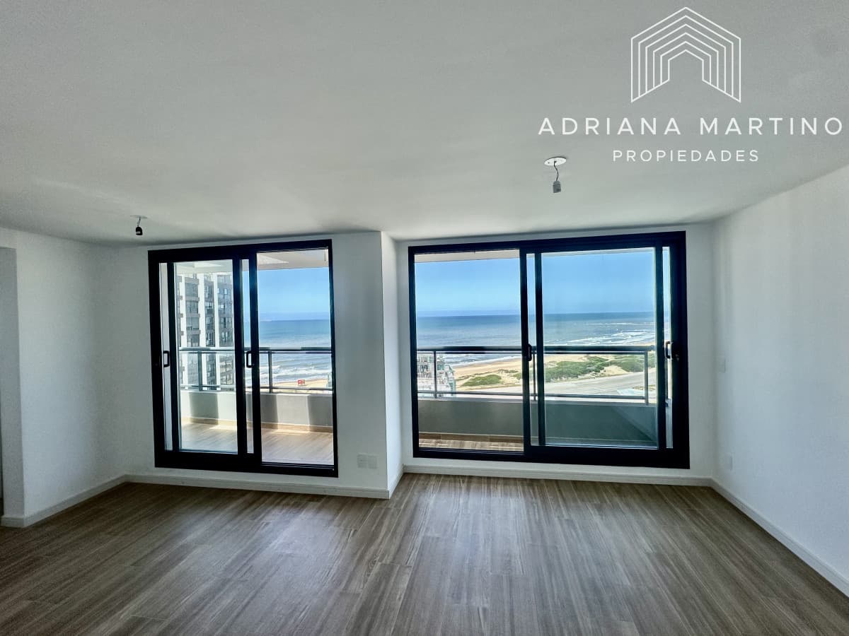 Excelente apartamento en venta en playa brava