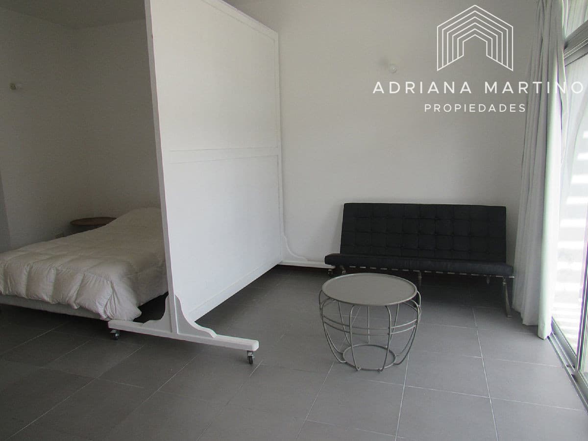 Apartamento ubicado en manantiales tipo monoambiente.