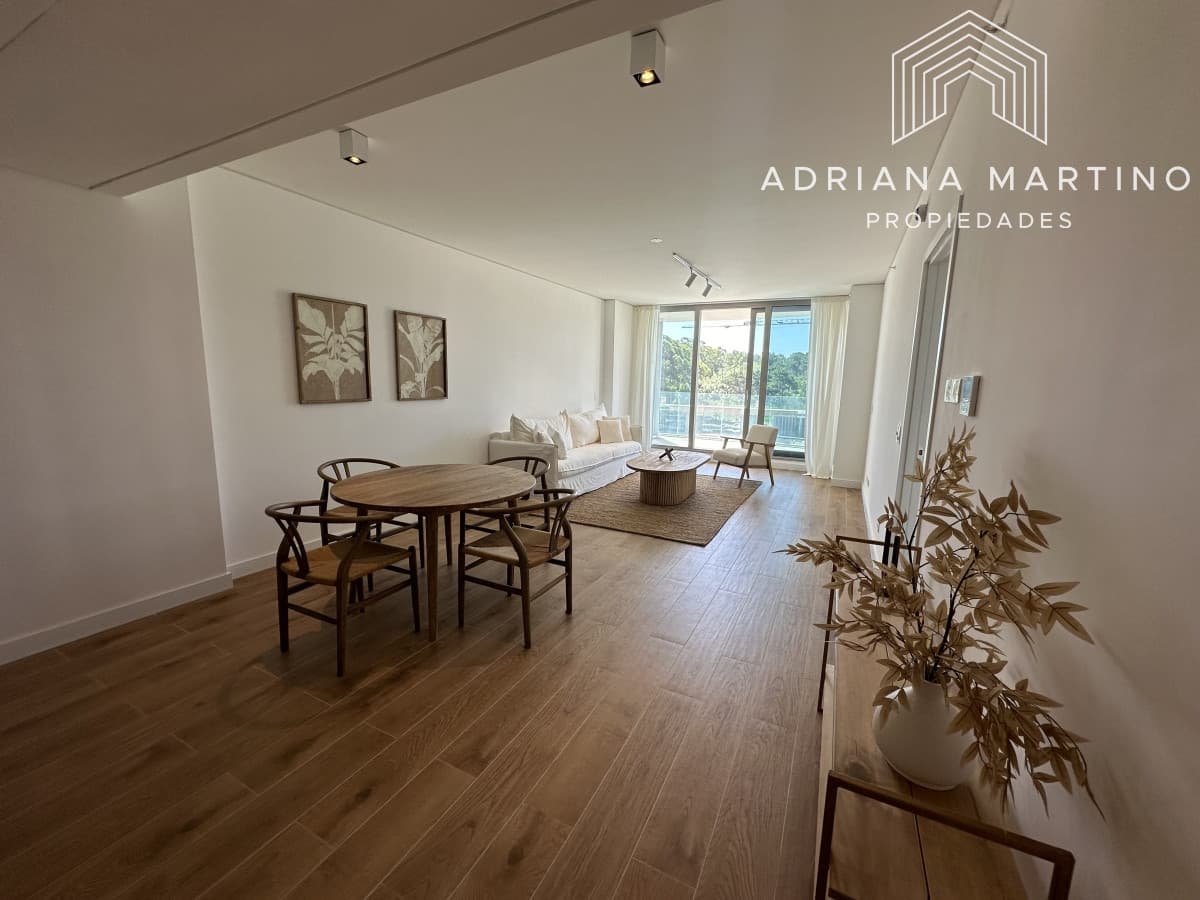Apartamento en Punta del Este, Brava