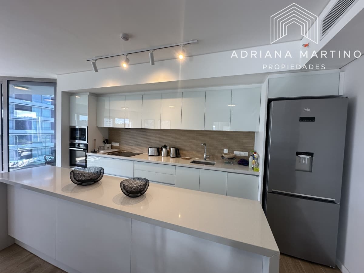Excelente apartamento en Punta del este