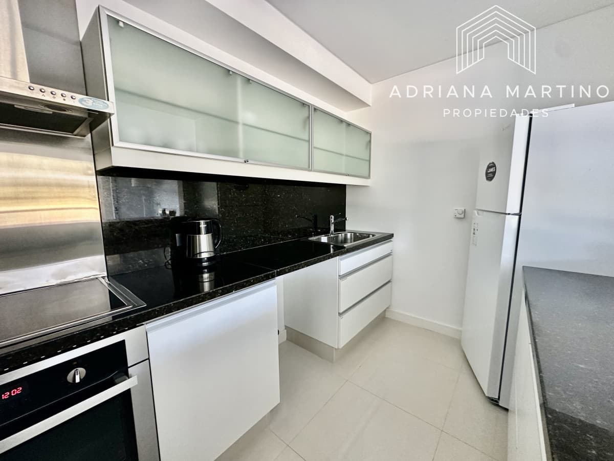 Excelente apartamento  duplex en playa brava