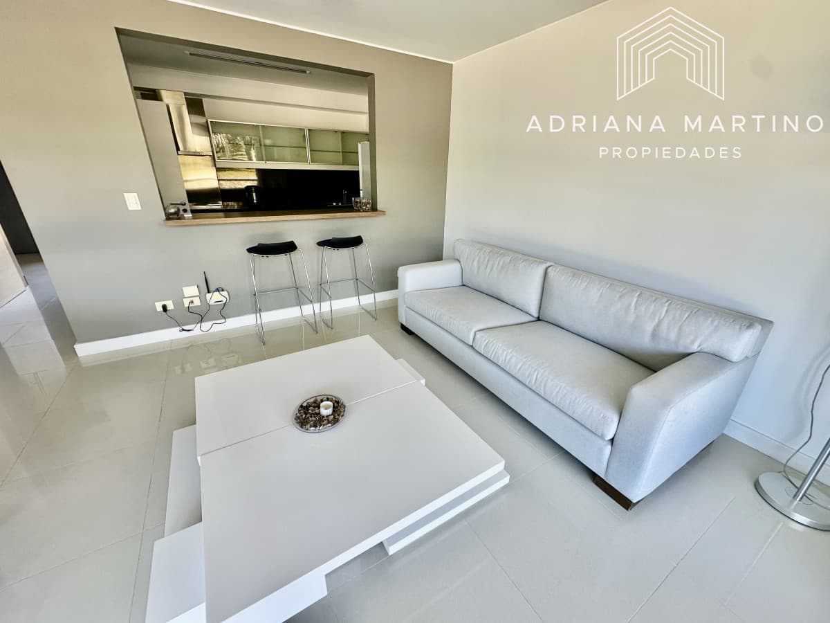 Excelente apartamento  duplex en playa brava