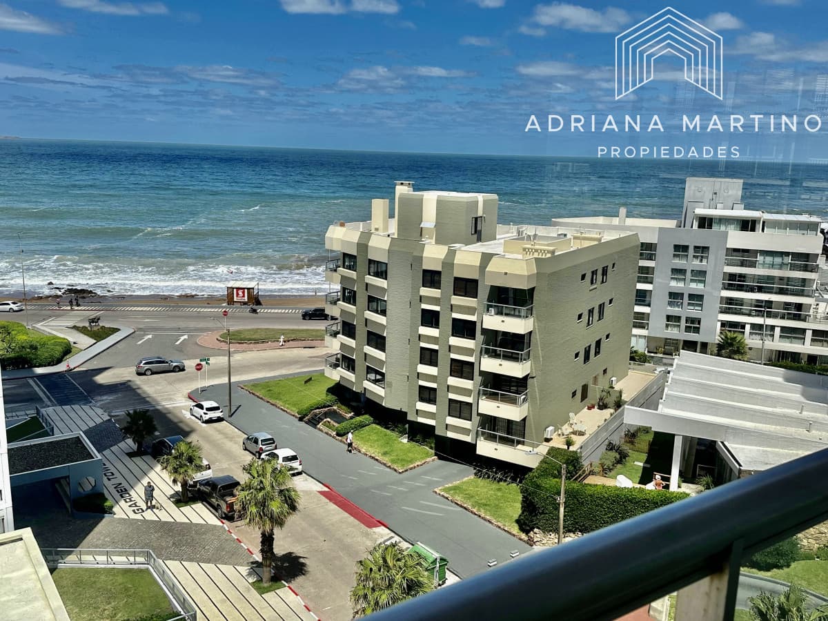 Excelente apartamento en venta península