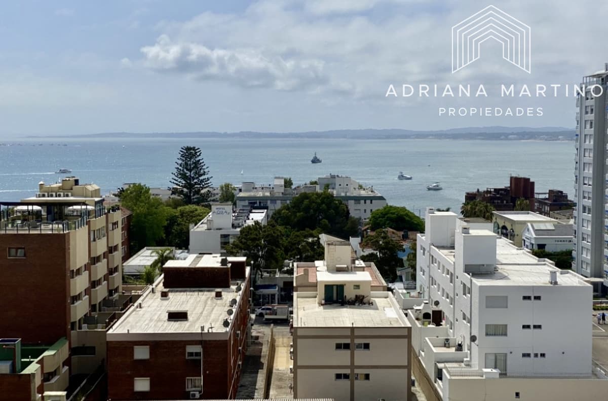 Excelente apartamento en venta, Península Punta del este