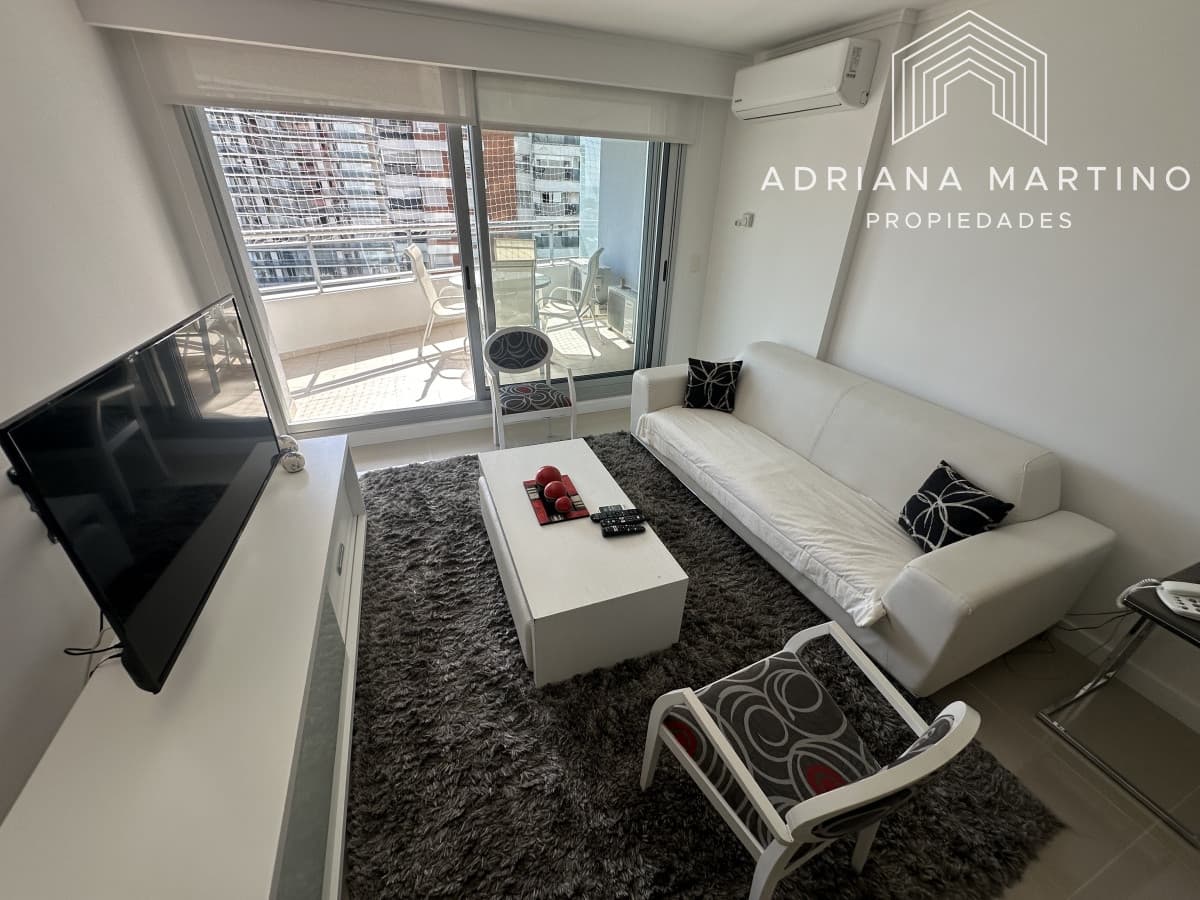 Hermoso apartamento en playa brava