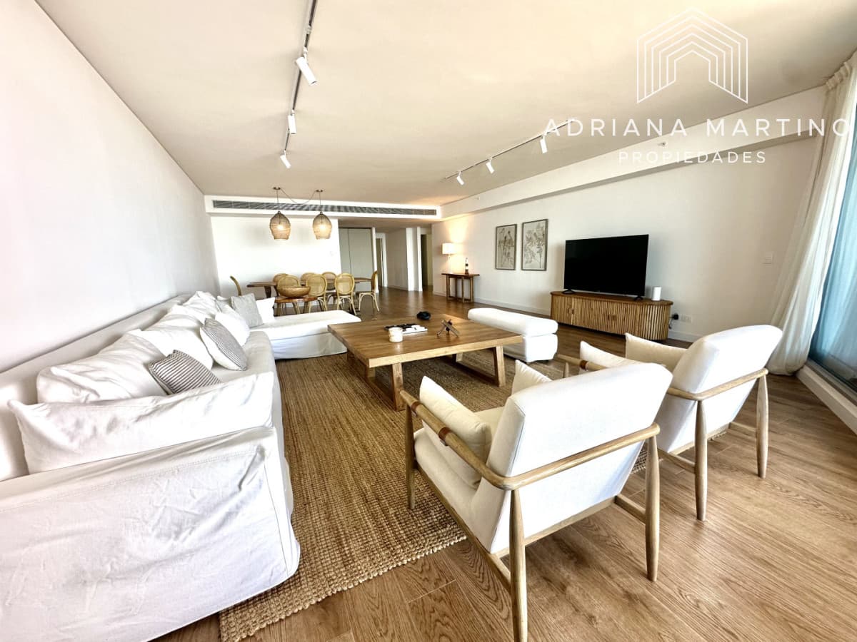 Excelente Apartamento en Playa brava