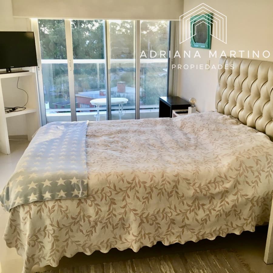 Excelente apartamento de 3 dormitorios en Roosevelt