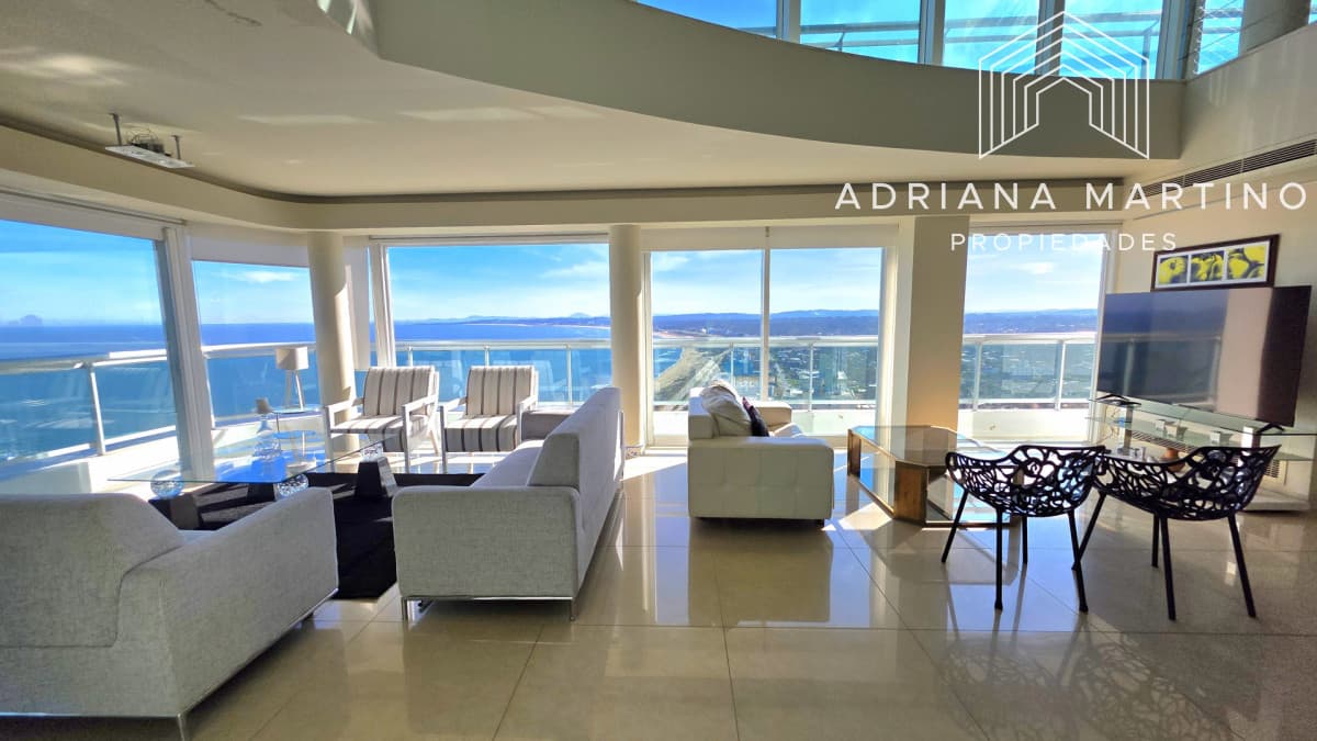 Exclusivo penthouse de categoria