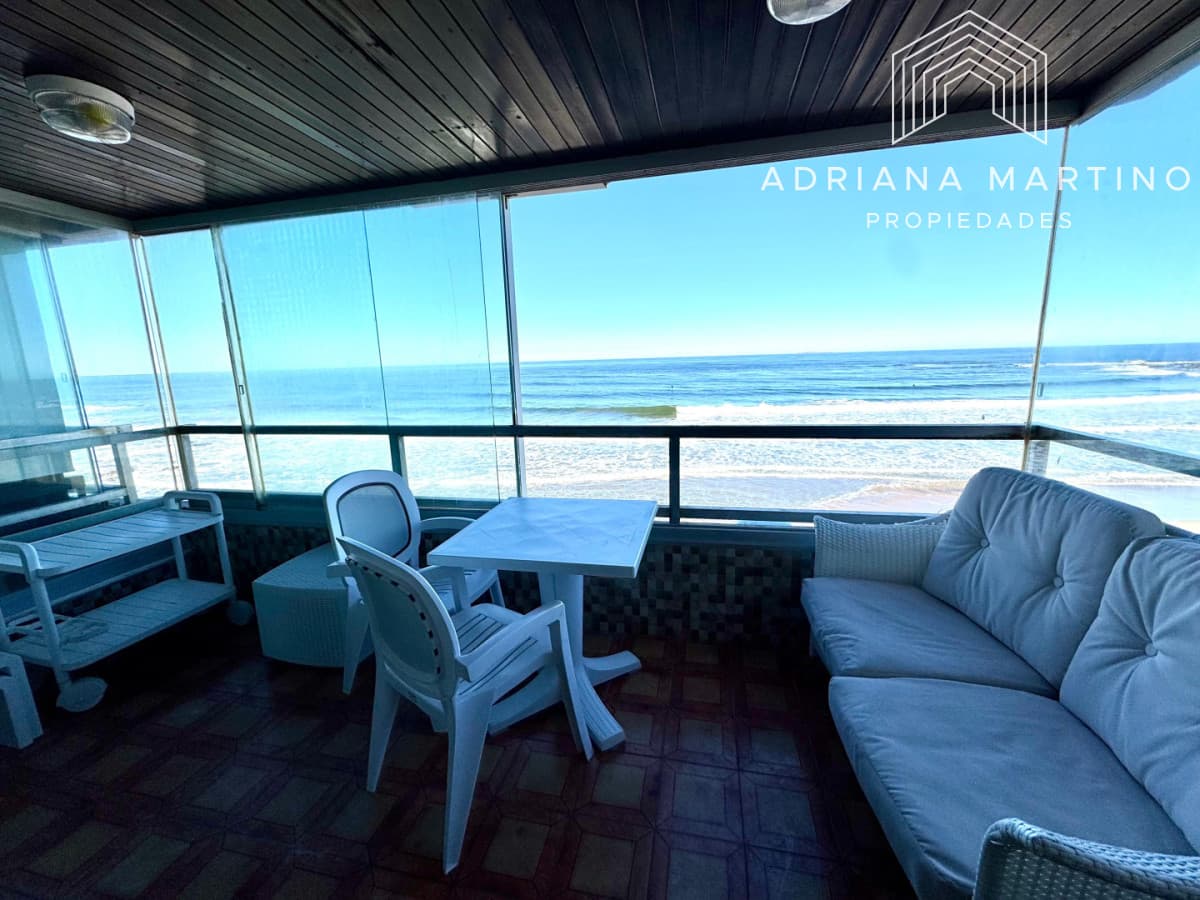 Excelente apatamento en venta en playa emir