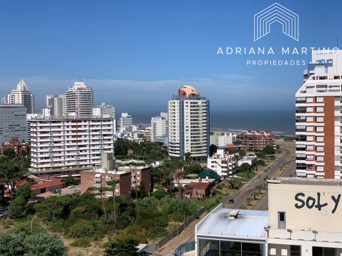 Excelente planta con increíbles vistas