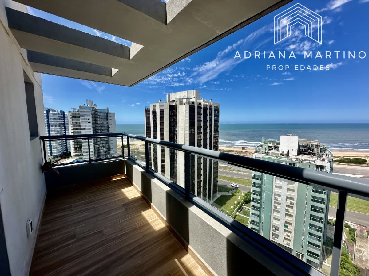 Excelente apartamento en venta en playa brava