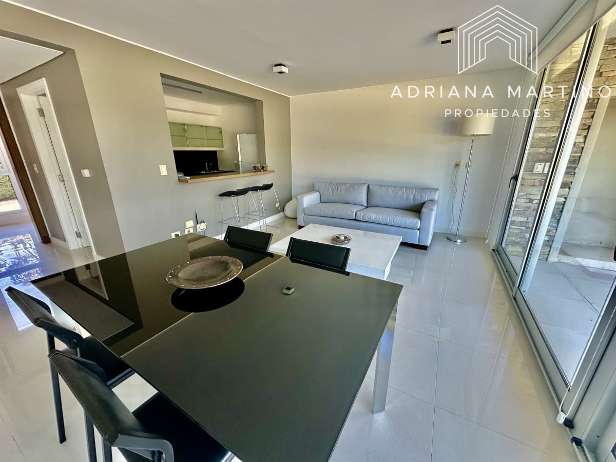 Excelente apartamento  duplex en playa brava