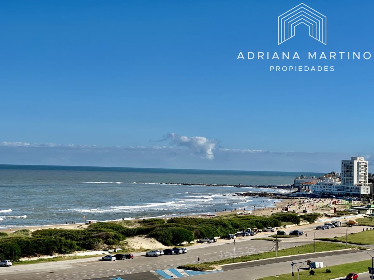 Excelente apartamento en playa brava