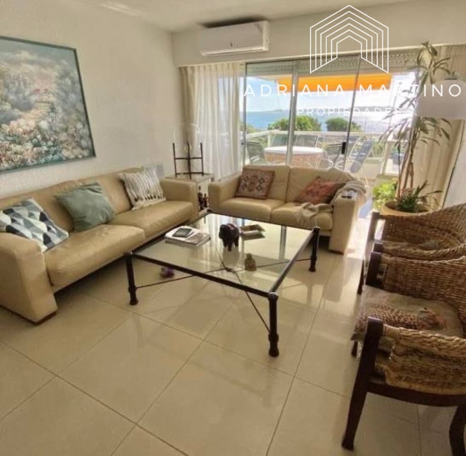 Excelente apartamento en playa mansa