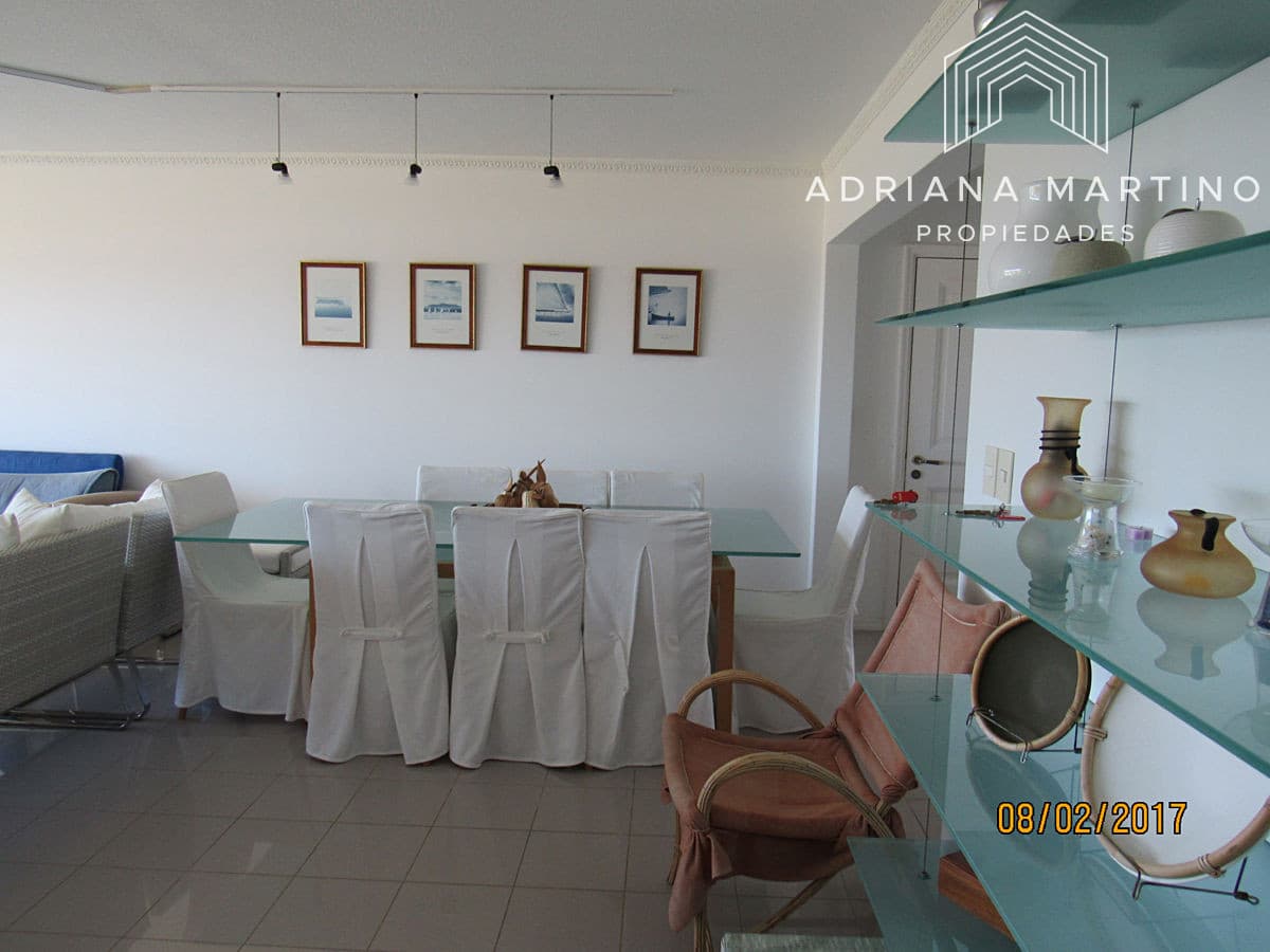 Espectacular Pent House duplex en primera linea de la Brava con vista al mar.