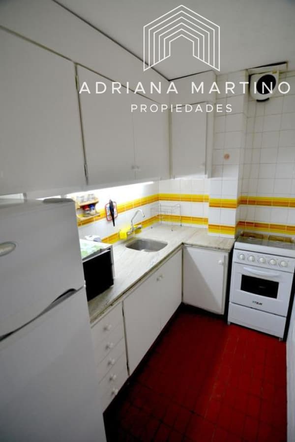 Excelente apartamento ubicado en Aidy Grill, a pasos de todo.