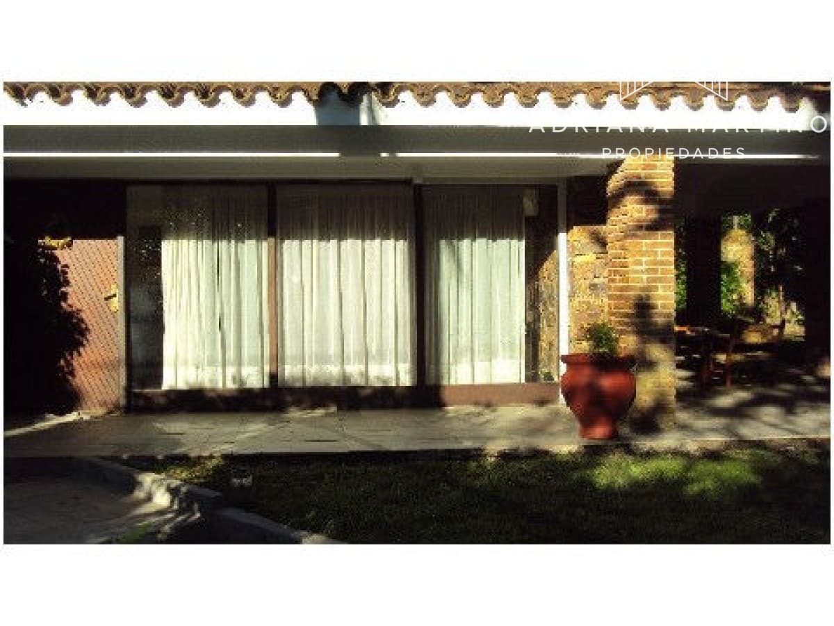 Casa en Punta del Este, Cantegril