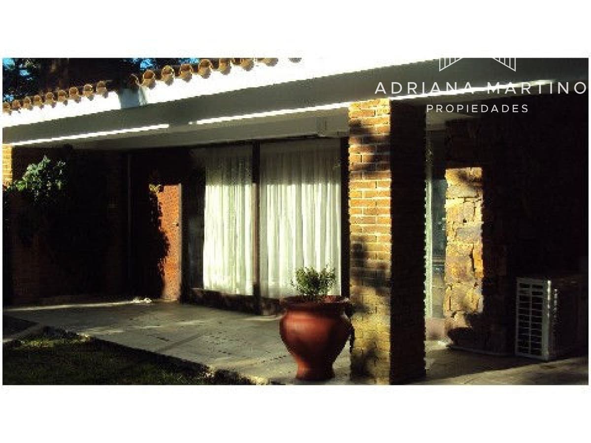 Casa en Punta del Este, Cantegril