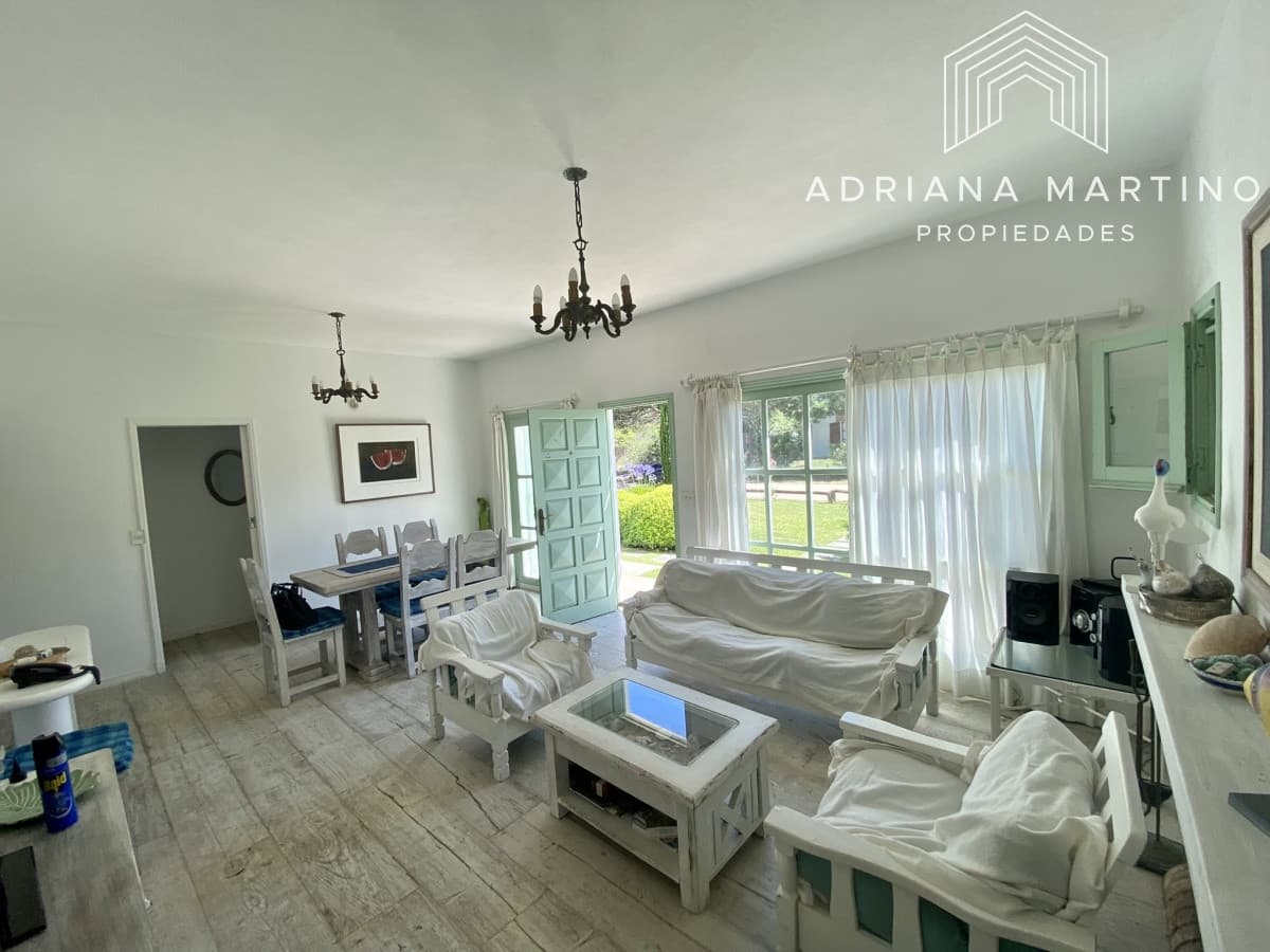 Hermosa casa a metros de Tio Tom