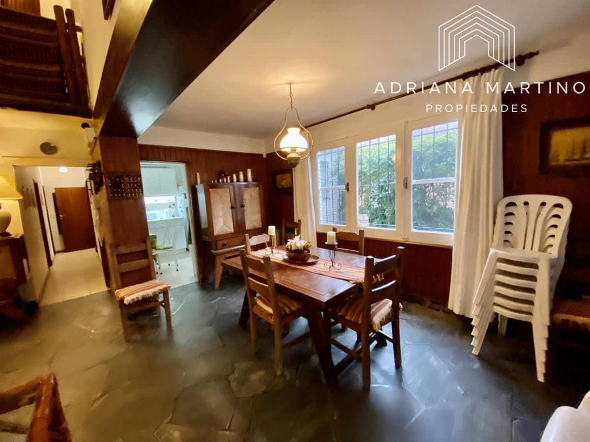 Hermosa casa a metros del mar !
