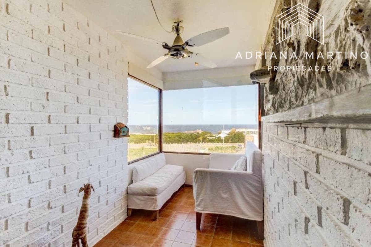 Gran propiedad en Punta Piedras