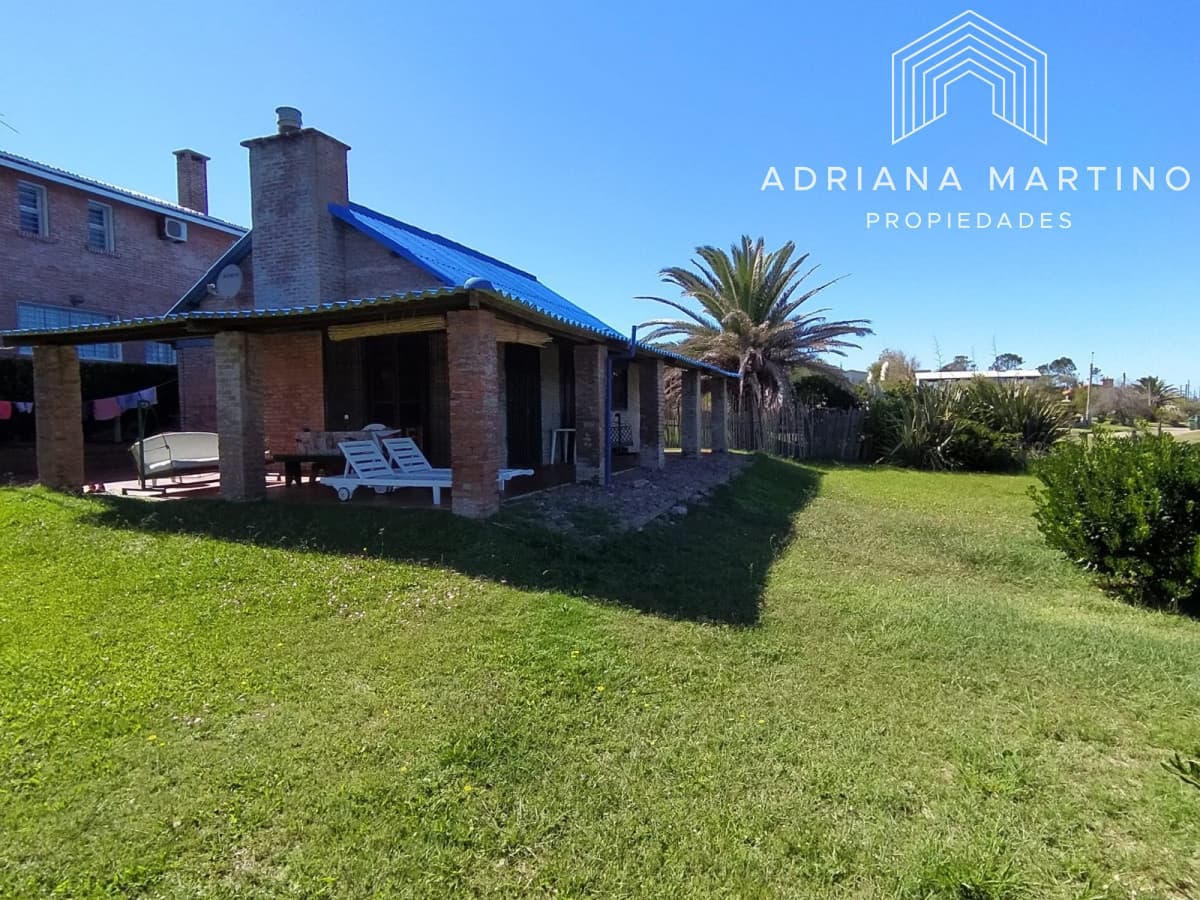 Hermosa casa sobre le Mar