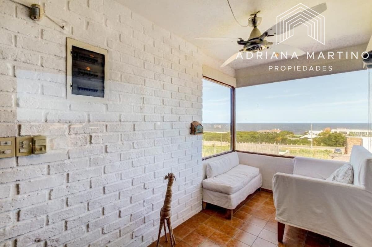 Gran propiedad en Punta Piedras