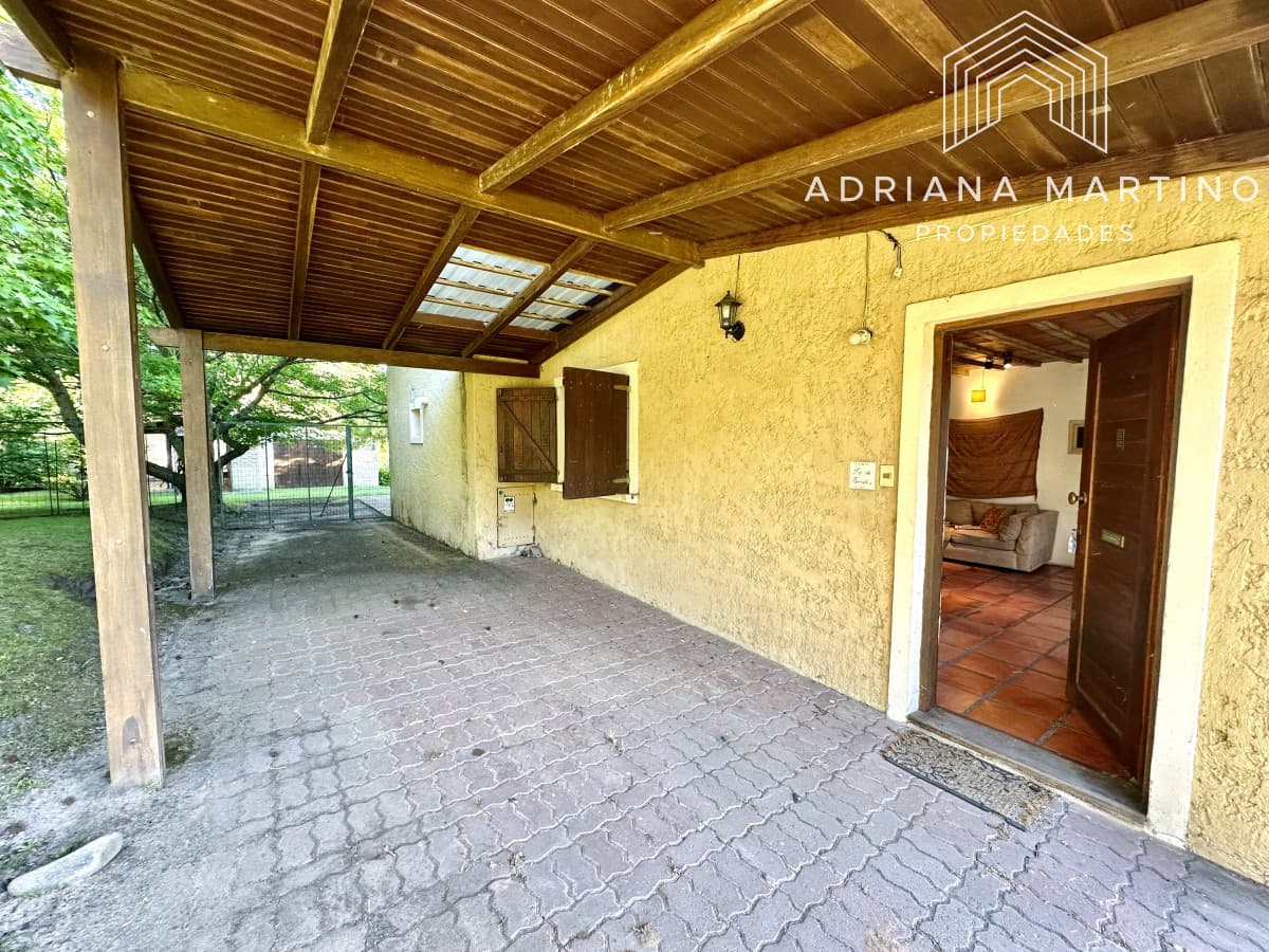 Excelente casa en venta en Playa Verde, a pasos del mar
