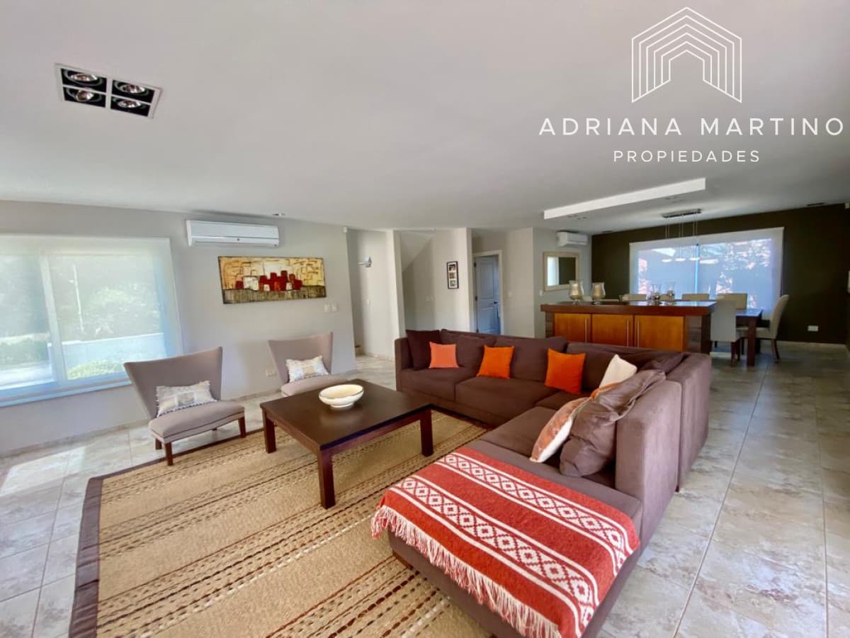 Hermosa casa en Punta del este