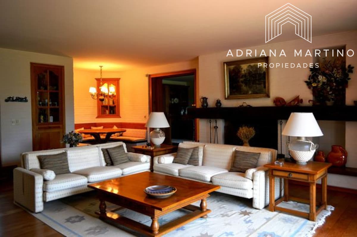 Casa en el Golf 4 dormitorios con piscina y parrillero