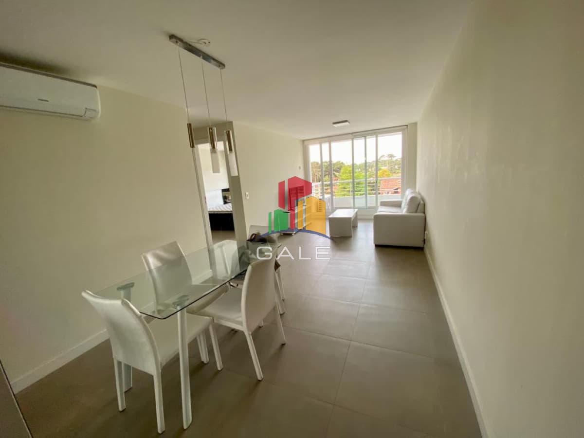 Ambientes luminosos, finas terminaciones y servicios fantasticos!  -