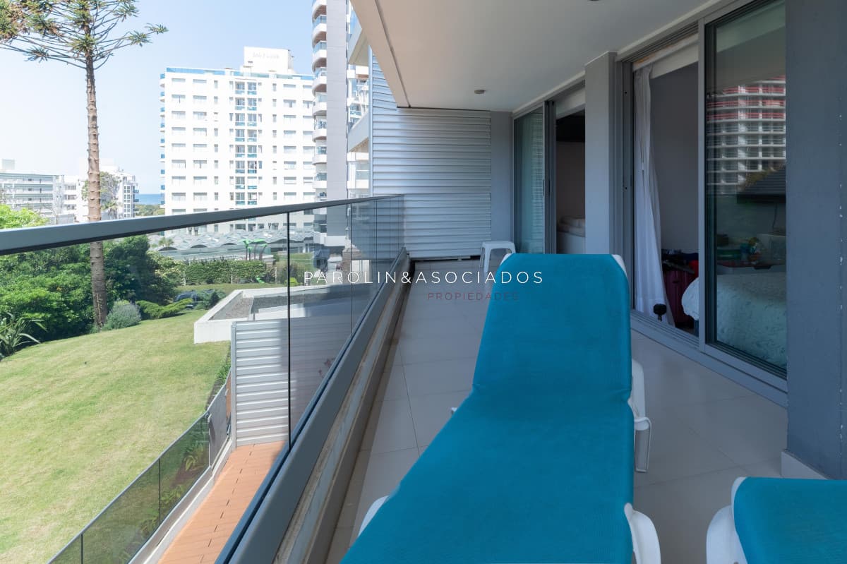 Apartamento en venta en Torre Esmeralda, Punta del Este.