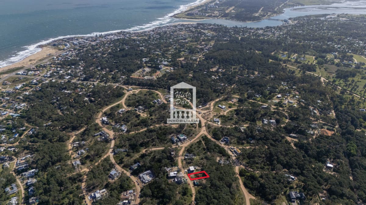 TERRENO A LA VENTA. RESERVA DE MONTOYA.