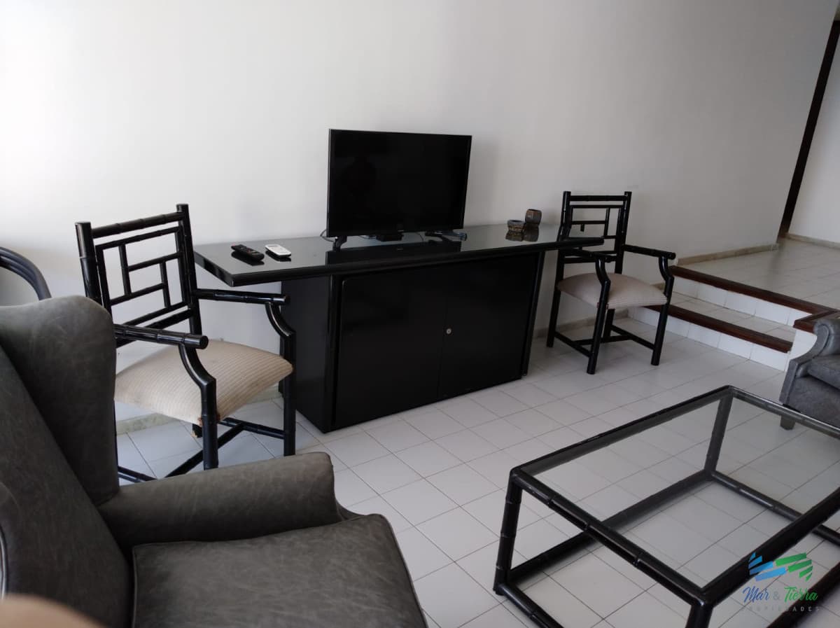 En venta apartamento 3 dormitorios en Roosevelt, zona Cantegril, Punta del Este