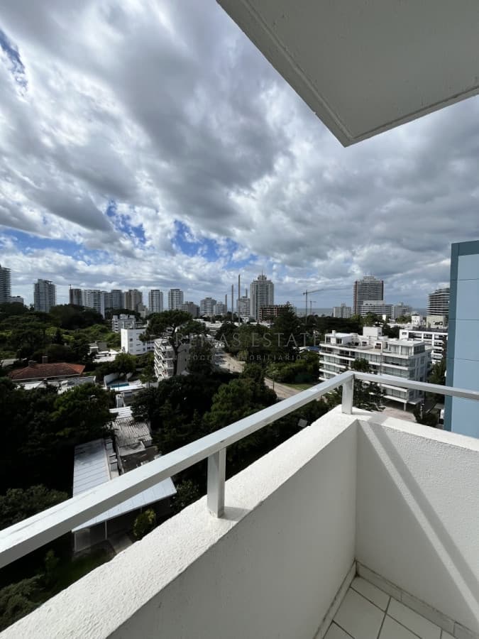 Apartamento ID.2511 - Venta apartamento en muy buena zona! Cerca de todo!