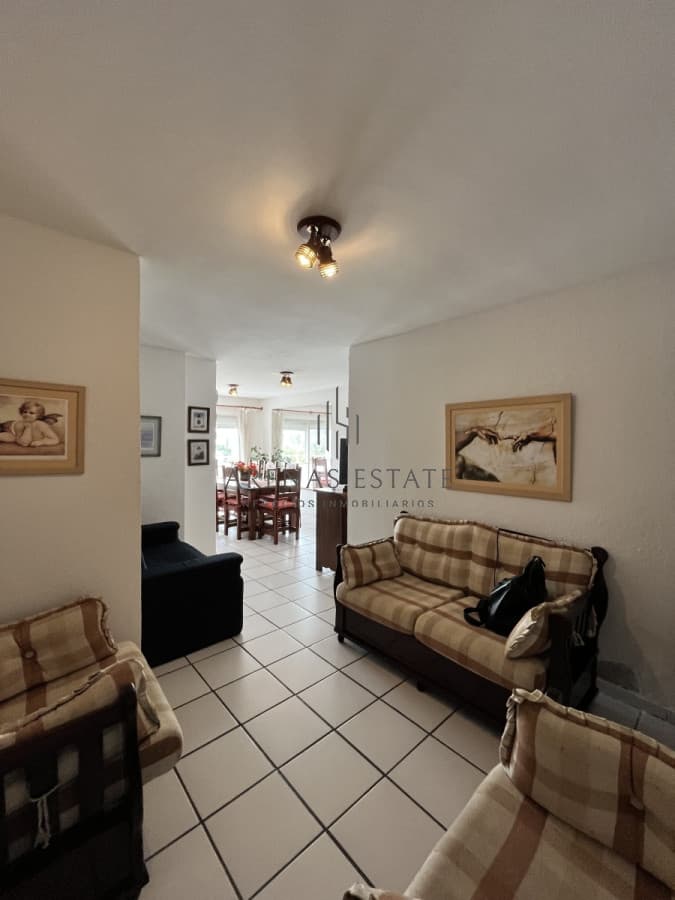 Apartamento ID.2511 - Venta apartamento en muy buena zona! Cerca de todo!