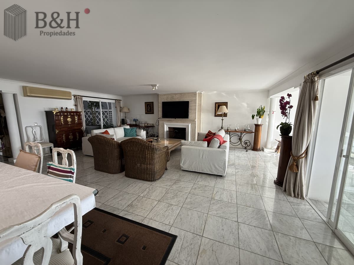 Apartamento en Puerto - Punta del Este