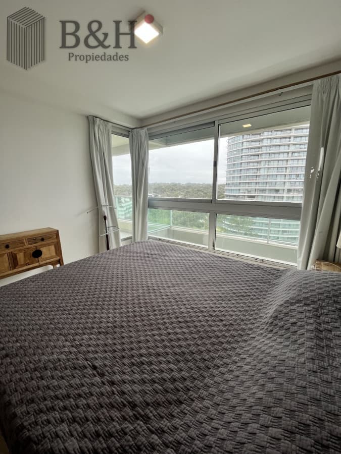 Alquiler anual apartamento de 1 dormitorio en Roosevelt