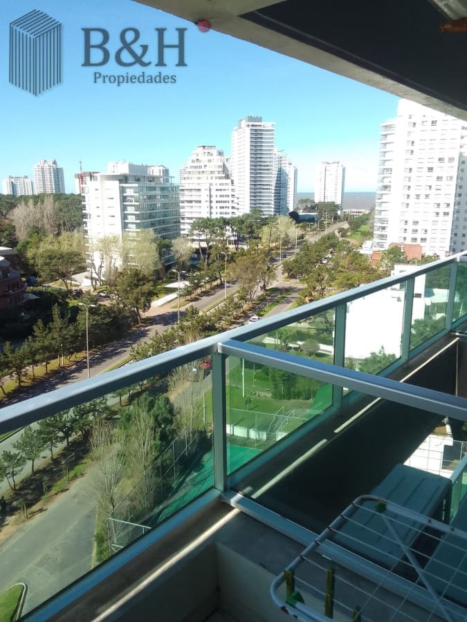 Alquiler anual apartamento de 1 dormitorio en Roosevelt