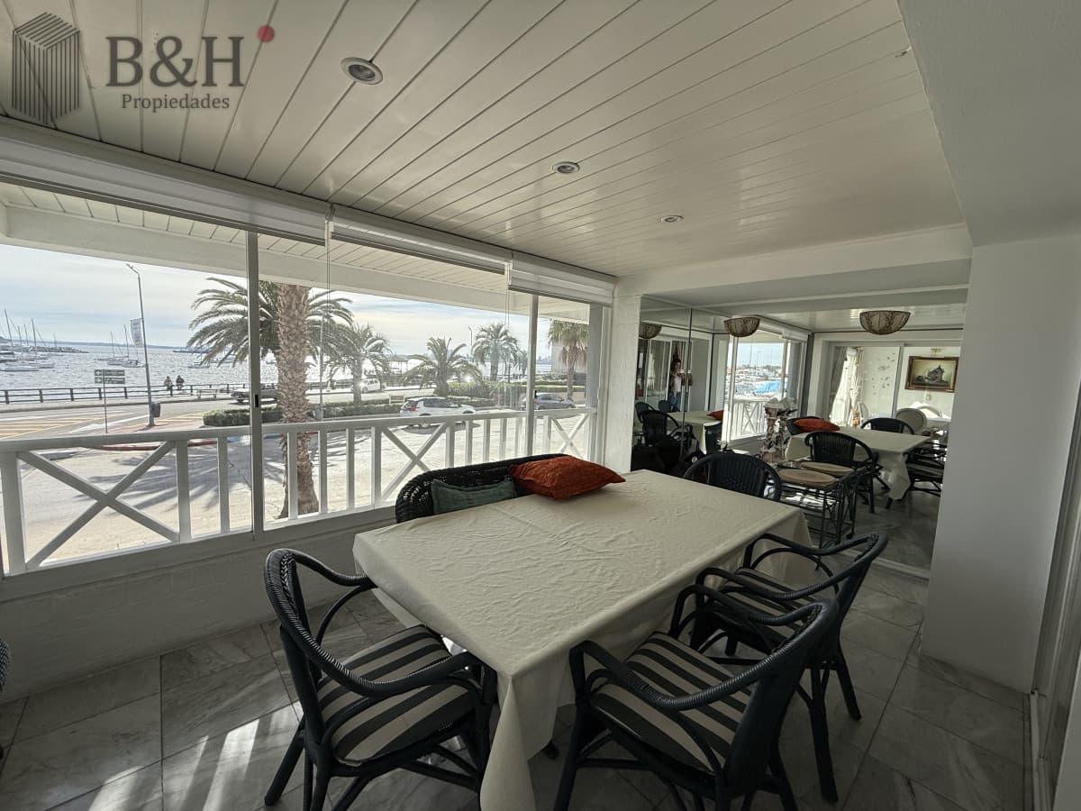 Apartamento en Puerto - Punta del Este