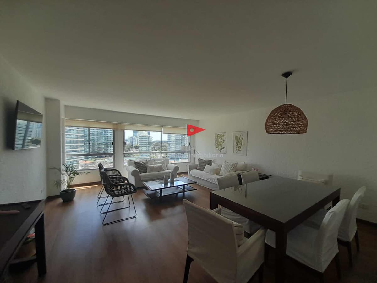Apartamento ID.230 - VENTA HERMOSO APTO A PASOS DE LA BRAVA