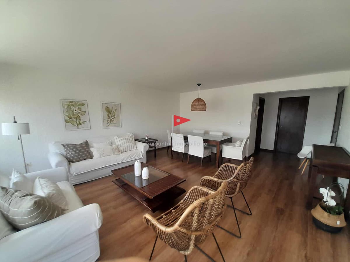 Apartamento ID.230 - VENTA HERMOSO APTO A PASOS DE LA BRAVA