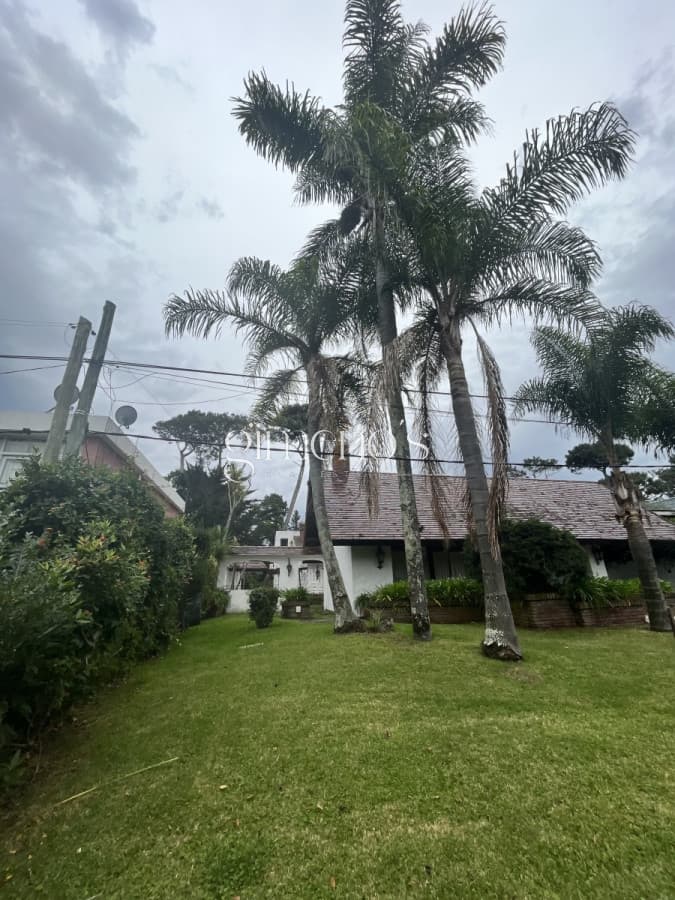 Casa en Punta del Este, Mansa