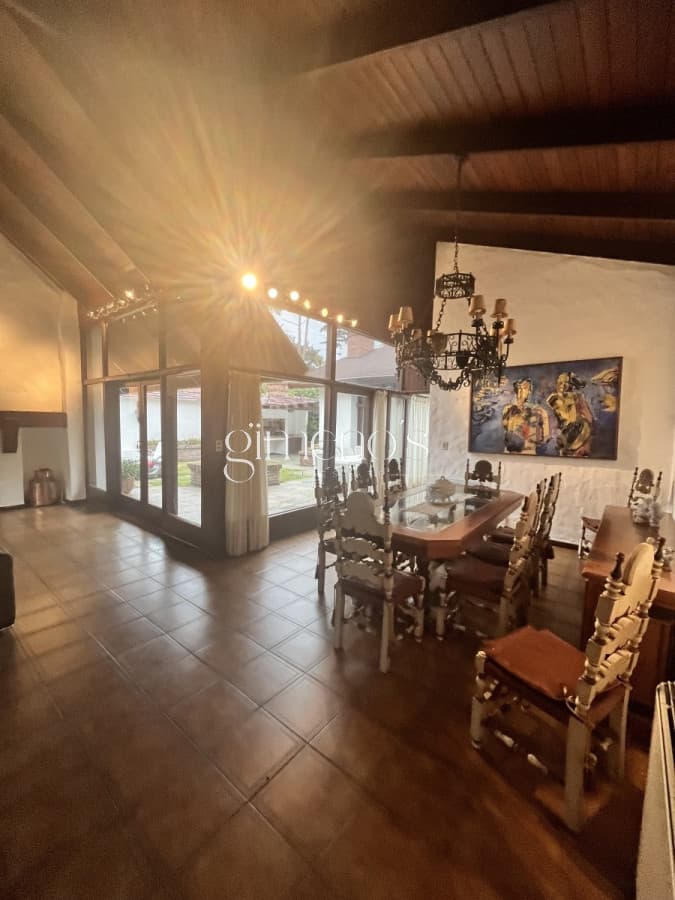 Casa en Punta del Este, Mansa