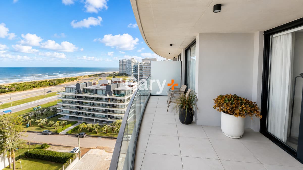 Apartamento en venta de 2 dormitorios en Mangla Brava Punta del Este