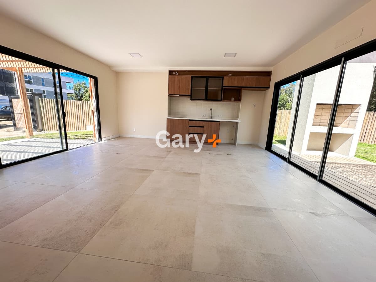 Casa en venta 3 dormitorios, Barrio Privado, Barrio Cerrado, La Barra, Punta del Este